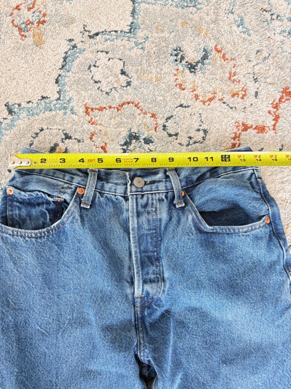 Levi’s Premium 501 Original Jeans Medium Wash W26 L32 - Picture 10 of 11